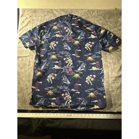 Star Wars Samurai Storm Trooper Woven Button-Up Size Large - Picture 6 of 6